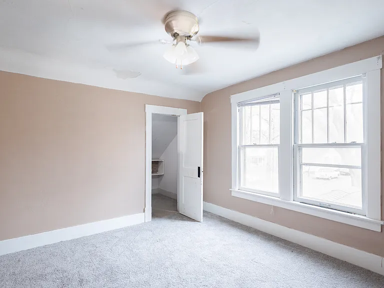711 Osage St — Photo 17