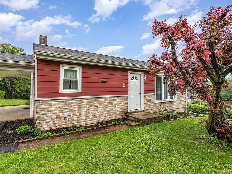 9 W Highland Ave — Photo 4