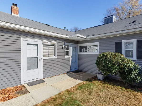 95 Greenwood Ter Unit 95, Chicopee, MA 01022