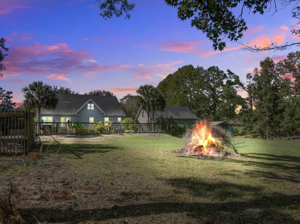 443 Lazy Hill Rd, Moncks Corner, SC 29461