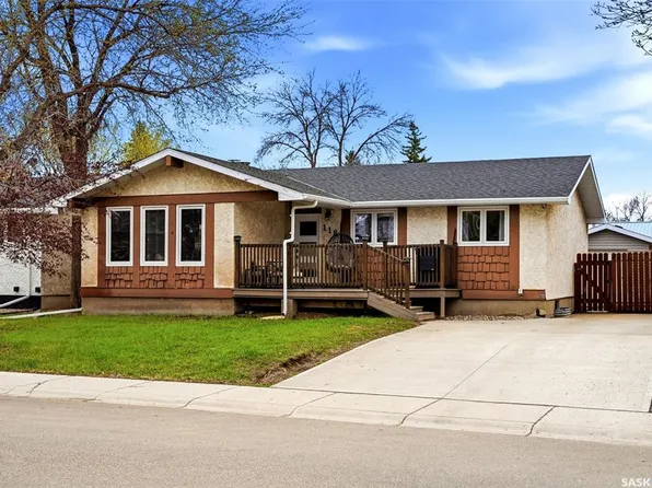 118 Mackenzie CRESCENT, Regina, SK S4N 5G5