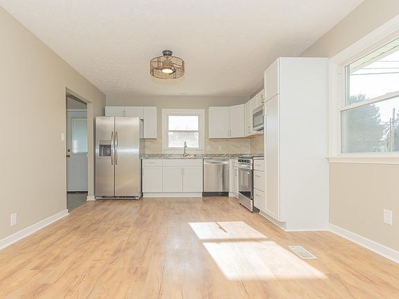 4th image of 3116 Pollack Ave