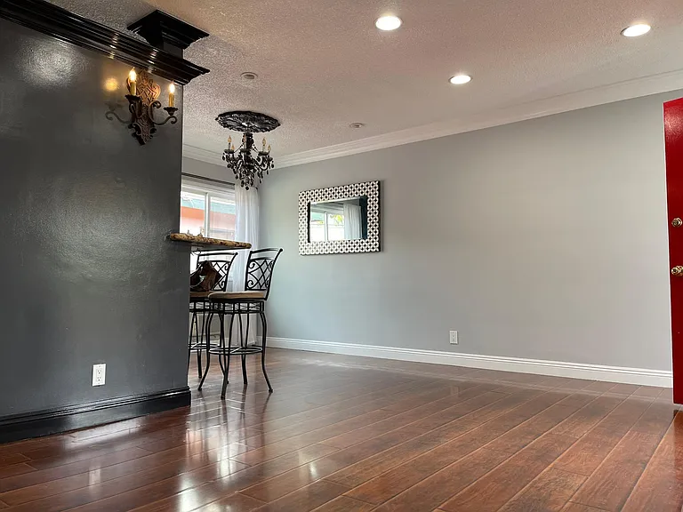 9211 National Blvd #14 — Photo 9