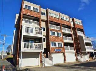 12 Cox Ct APT 3, Beverly, MA 01915