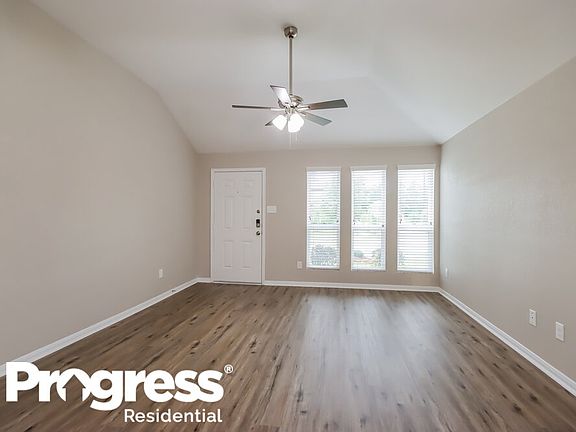 4th image of 21234 Fox Hillside Way