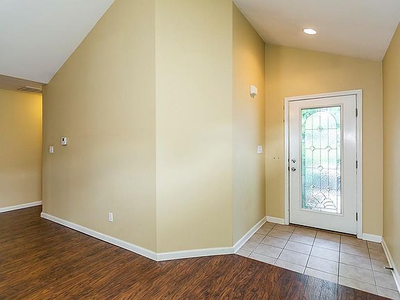 4th image of 188 Black Water Ln