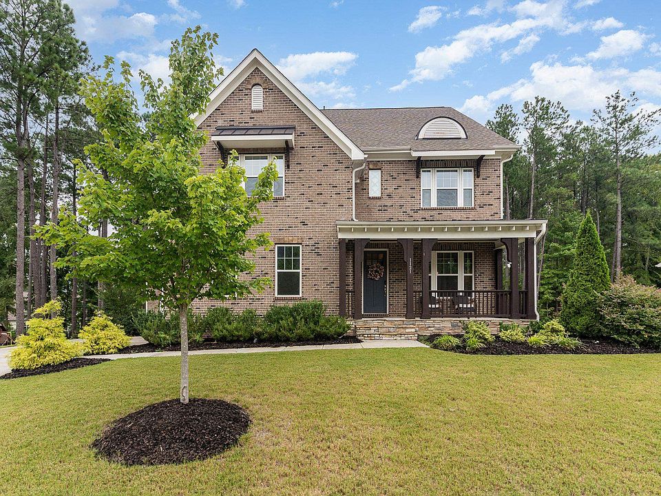 2nd image of 1121 Queensdale Dr