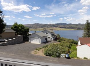 4303 Friday Bay Ln, Seven Bays, WA 99122