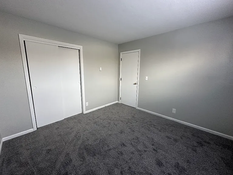 920 N Detroit St #17 — Photo 8
