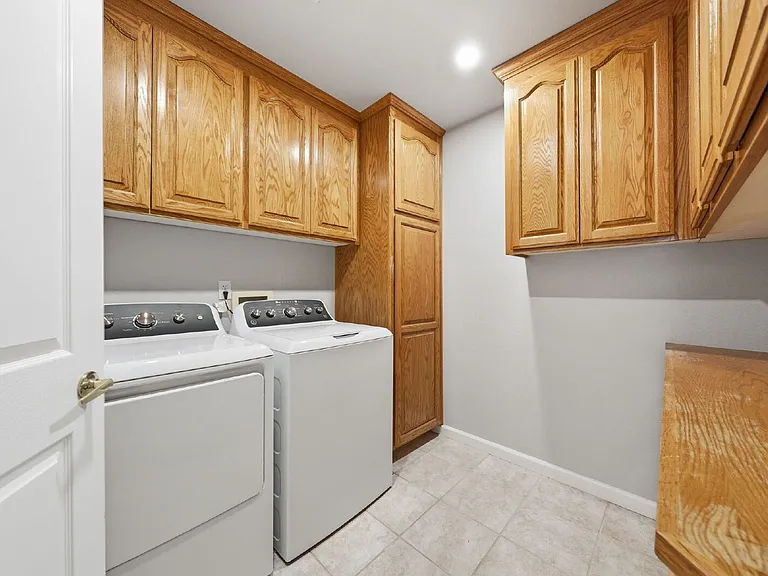 6245 Gold Hills Ct — Photo 30