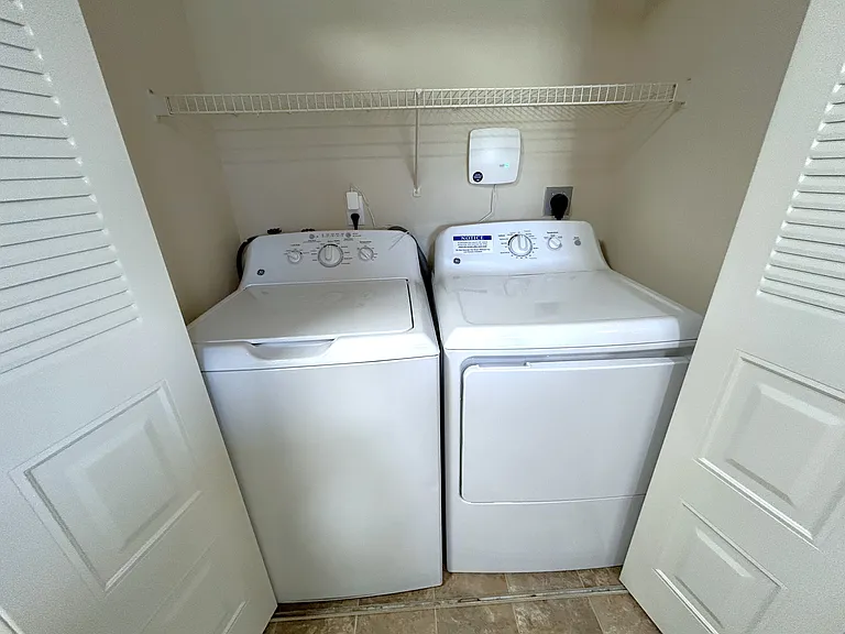 Heatherwood Apartments — Photo 43
