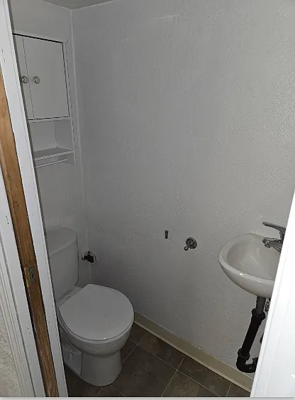 Studio, 1651 sqft, $975 — Photo 4
