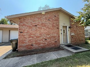 615 E Colorado Ave #A, Urbana, IL 61801