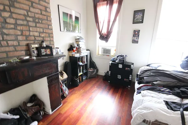 Rented by Nooklyn NYC LLC | media 7