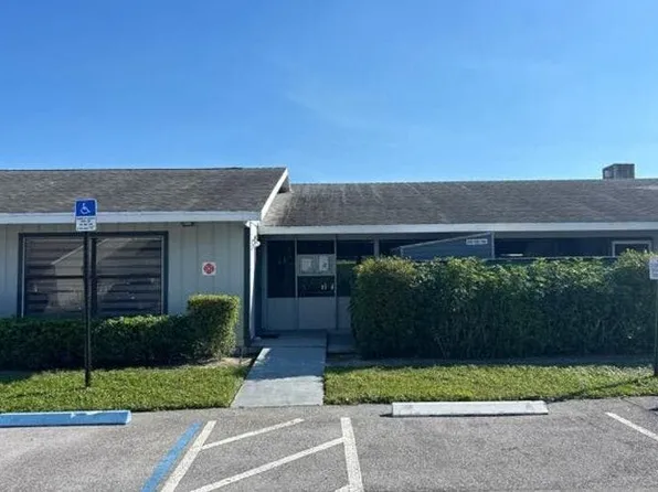 2641 Gately Dr APT 2901, West Palm Beach, FL 33415