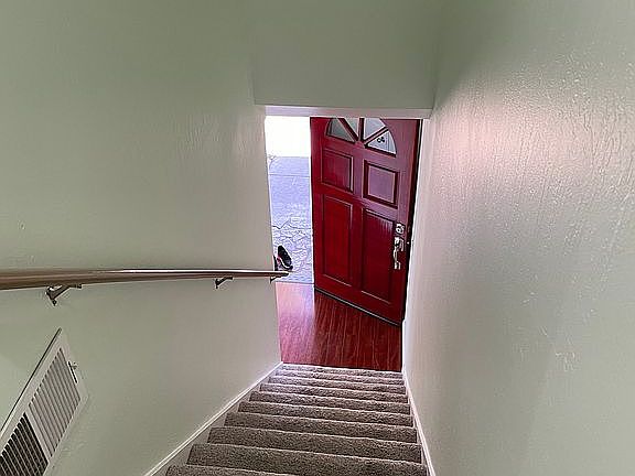 4th image of 1731 Crucero Dr