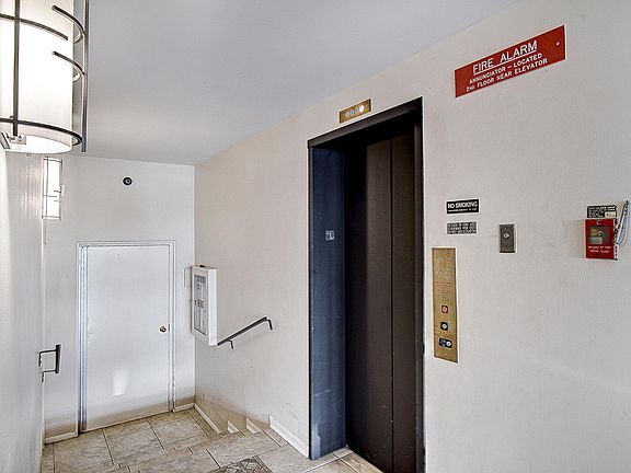 3rd image of 2175 S Beverly Glen Blvd APT 203