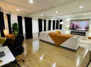 1954 E 73rd Pl APT 2, Chicago, IL 60649