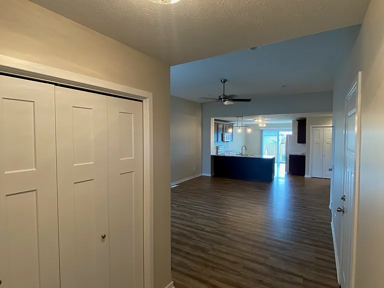 978 Kate Ave #1 — Photo 2