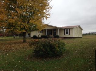 2034 Churntop Rd, Albany, KY 42602