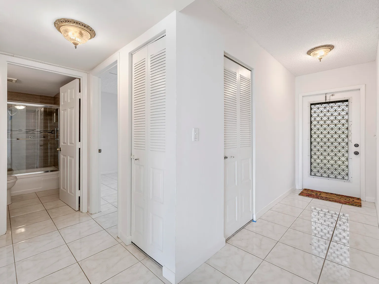 Palm Springs II Condo — Photo 4