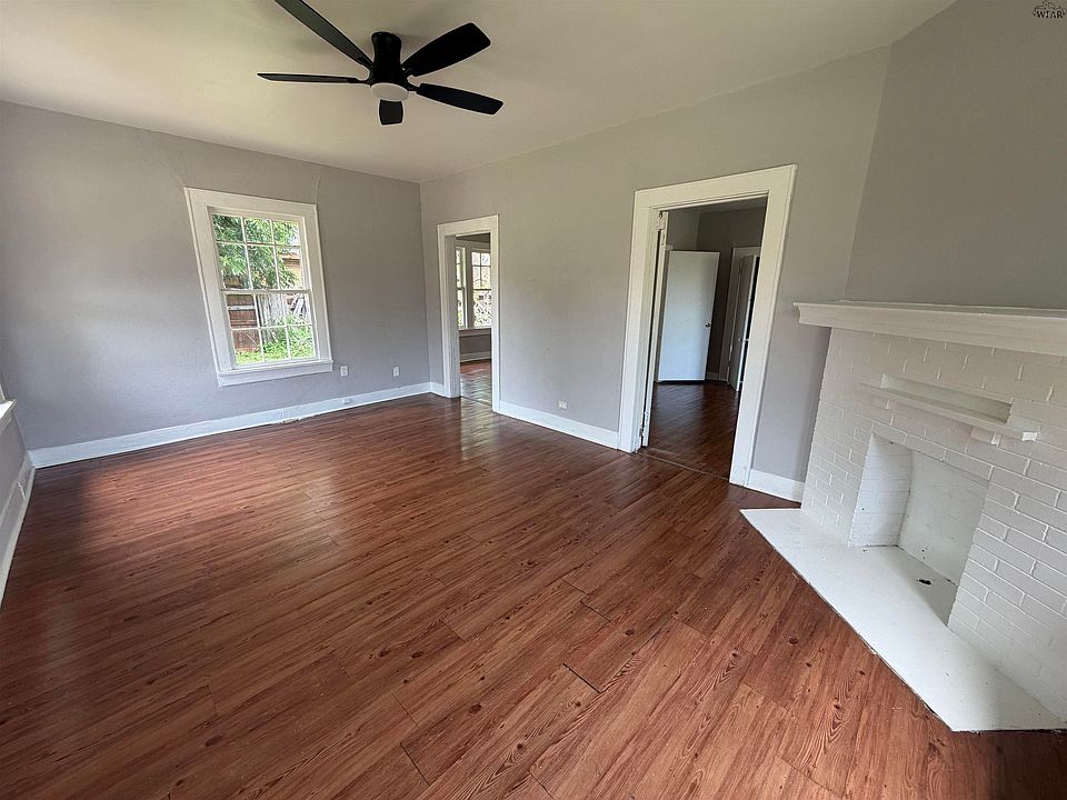 1st image of 2206 Avenue E