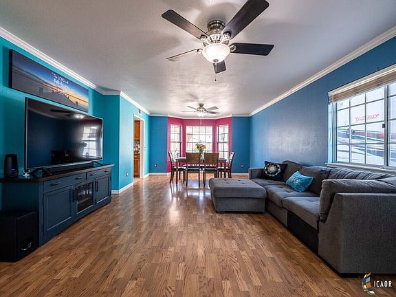 5th image of 2070-8 E Hamilton Ave