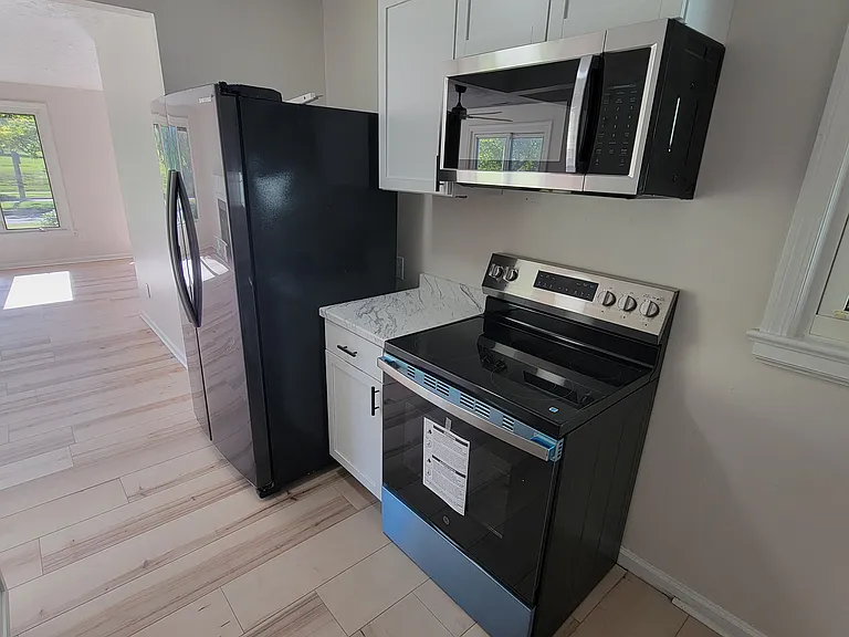 4100 Northfield Rd — Photo 8