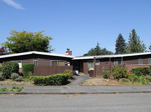 3rd image of 5047 44th Ave NE