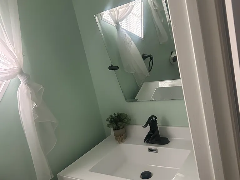 16298 Bayham Ct — Photo 9