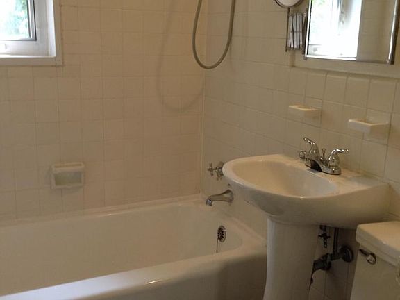2nd image of 10301 Montrose Ave #10301