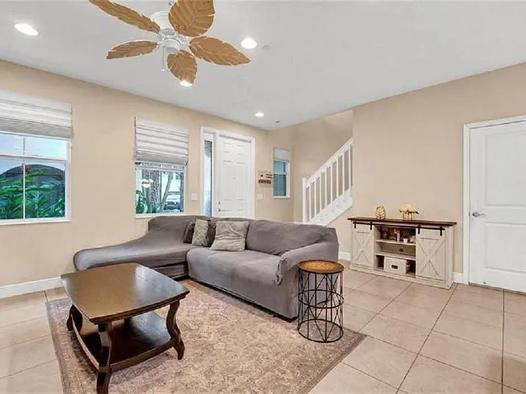 2930 Cascada Isles Way — Photo 7
