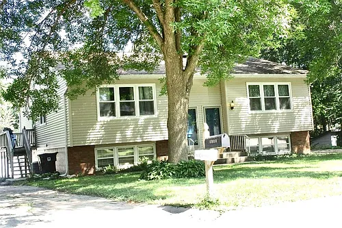 1320-1322 Delta Dr Photo 1