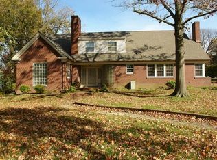 114 College St, Martin, TN 38237