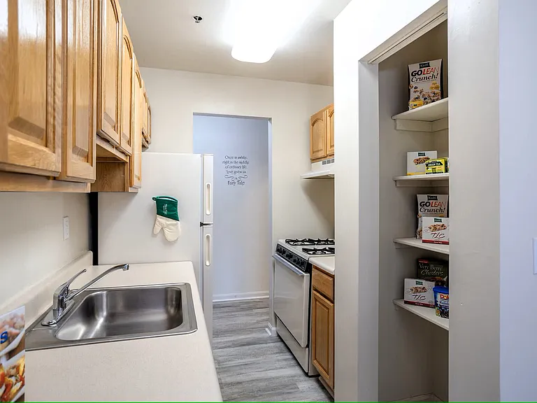 Autumn Ridge Apartments — Photo 33