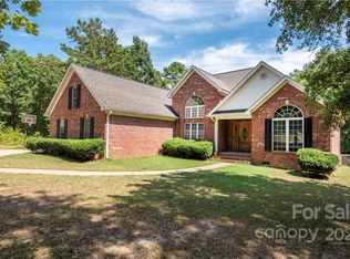 1527 Mays Dr, Edgemoor, SC 29712