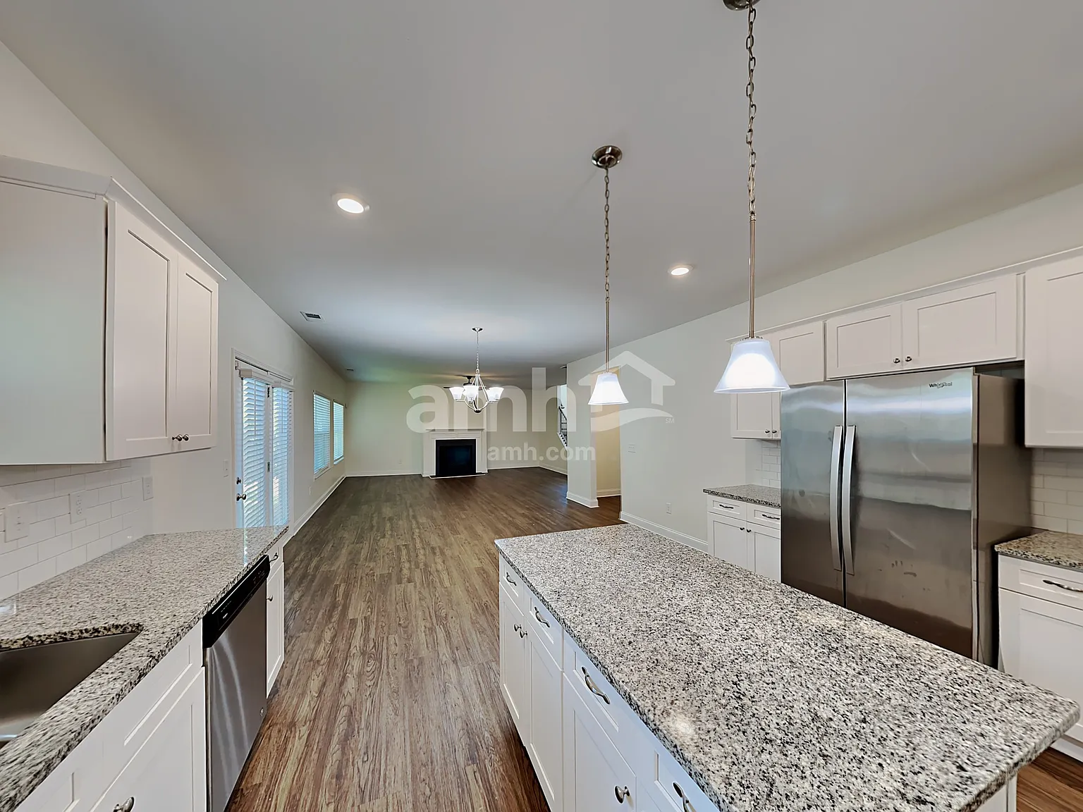 5 bed, 4.5 bath, 2736 sqft, $2,450 — Photo 4
