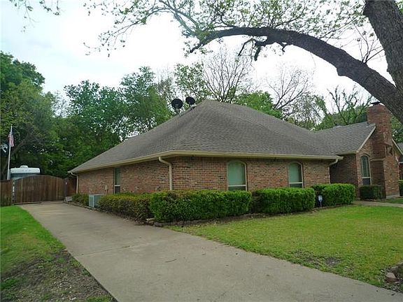 5th image of 354 Meadowcreek Dr