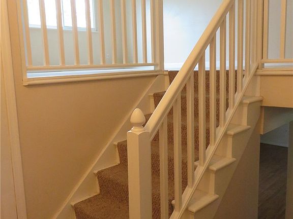 5th image of 6404 Luton Ct