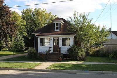 2nd image of 2006 12th St