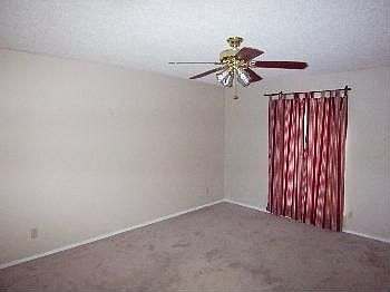 3rd image of 1562 Pamela Ln
