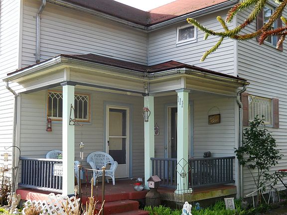 3rd image of 111 Calistoga St E