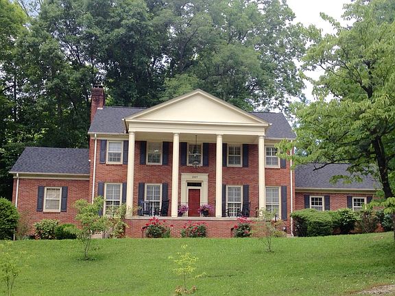 2nd image of 207 Sarvis Dr