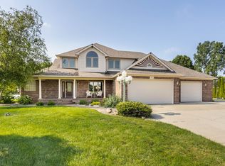 3634 N Hunters Ct, Greenfield, IN
