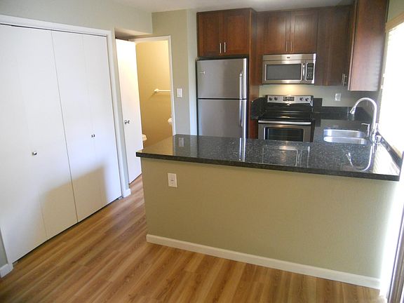 4th image of 8708B Woodman Way