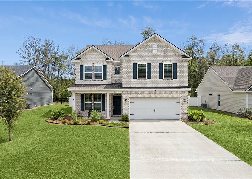 1st image of 140 Clearwater Dr