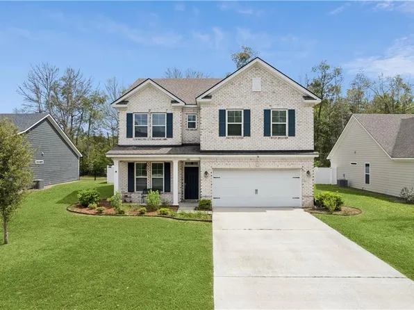 140 Clearwater Dr, Brunswick, GA 31523