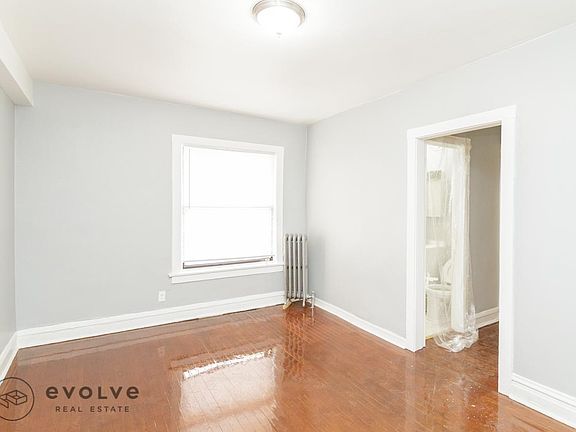 2nd image of 4600 N Beacon St #46022A