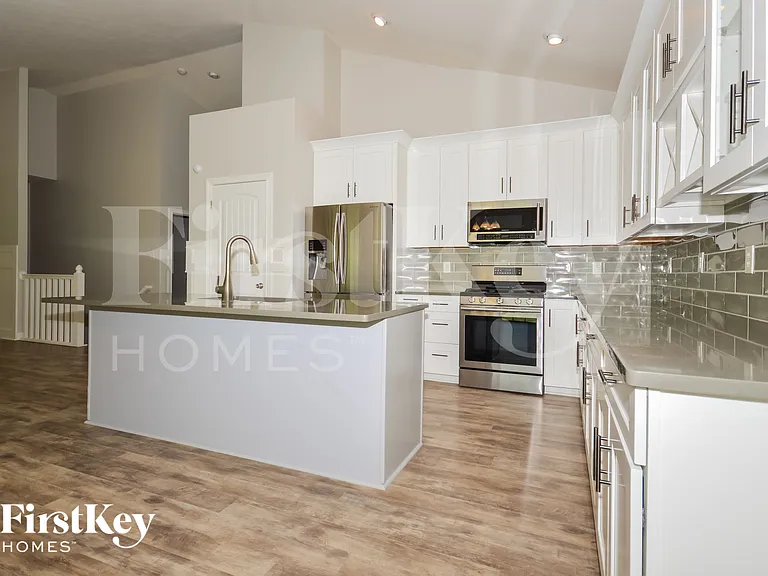 4405 Nottinghill Dr — Photo 6