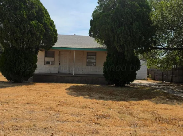 401 Allen Ave, Stinnett, TX 79083